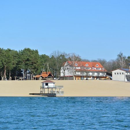 Bernsteinsee Hotel Sassenburg Exterior photo